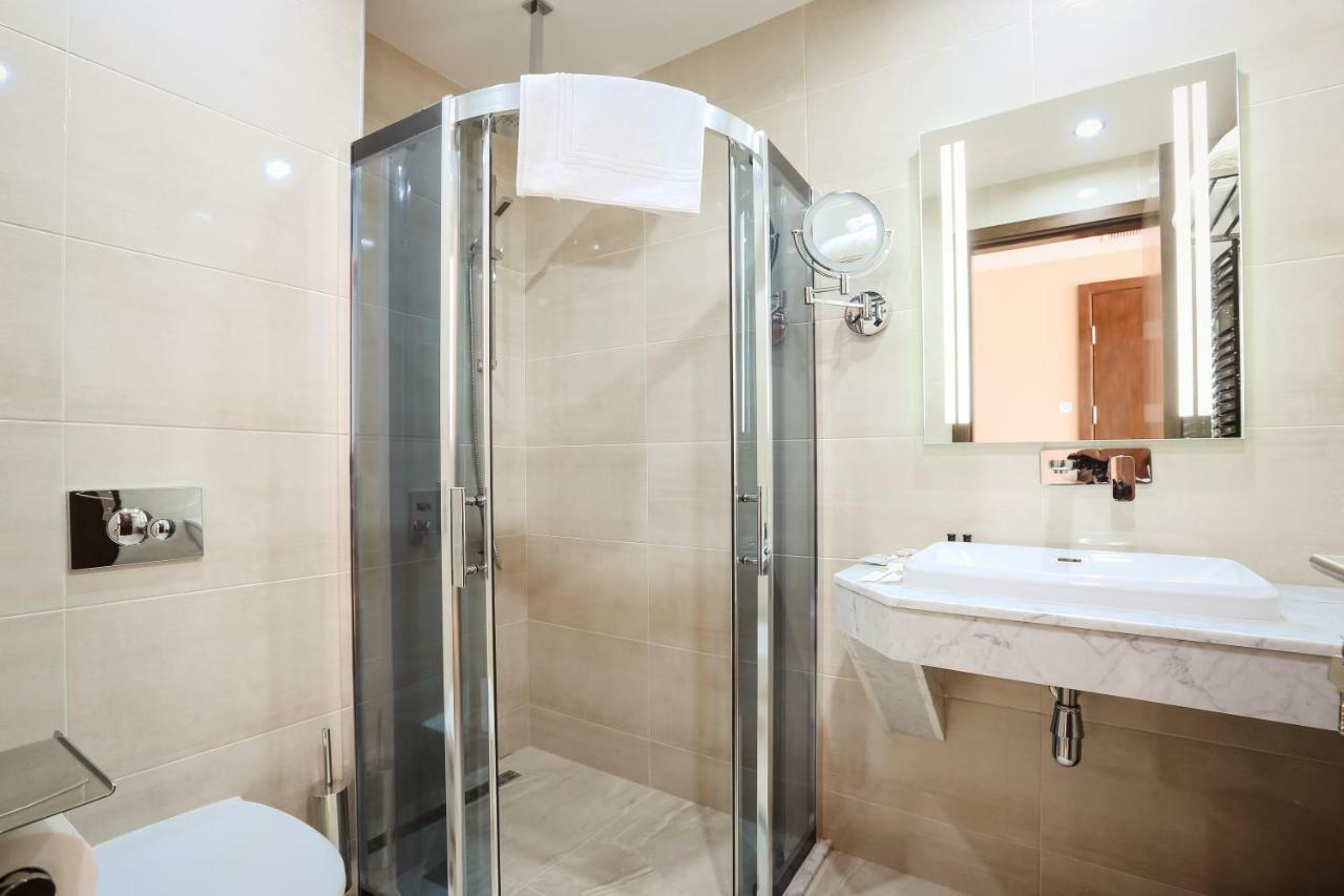 Elisi By Gtm Otel Tiflis Dış mekan fotoğraf