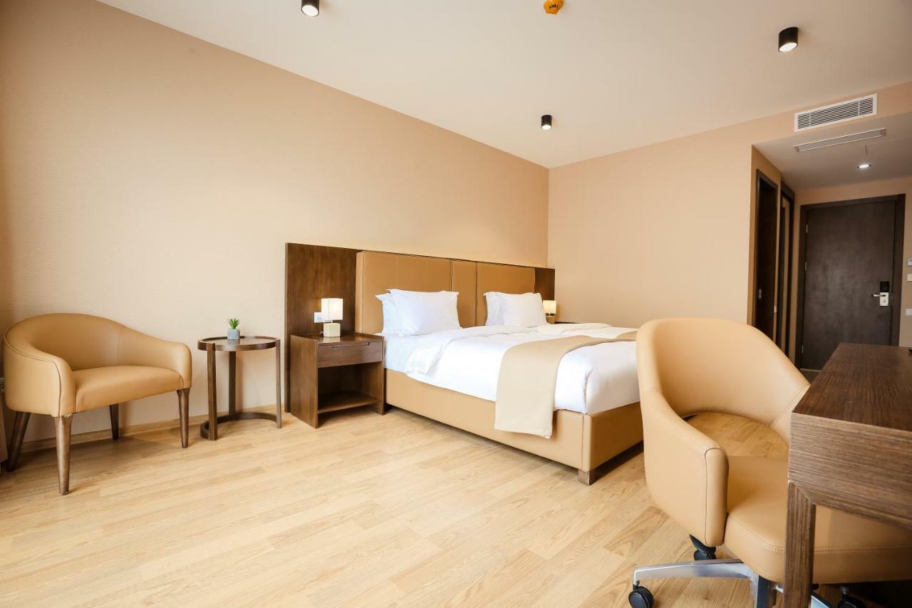 Elisi By Gtm Otel Tiflis Dış mekan fotoğraf